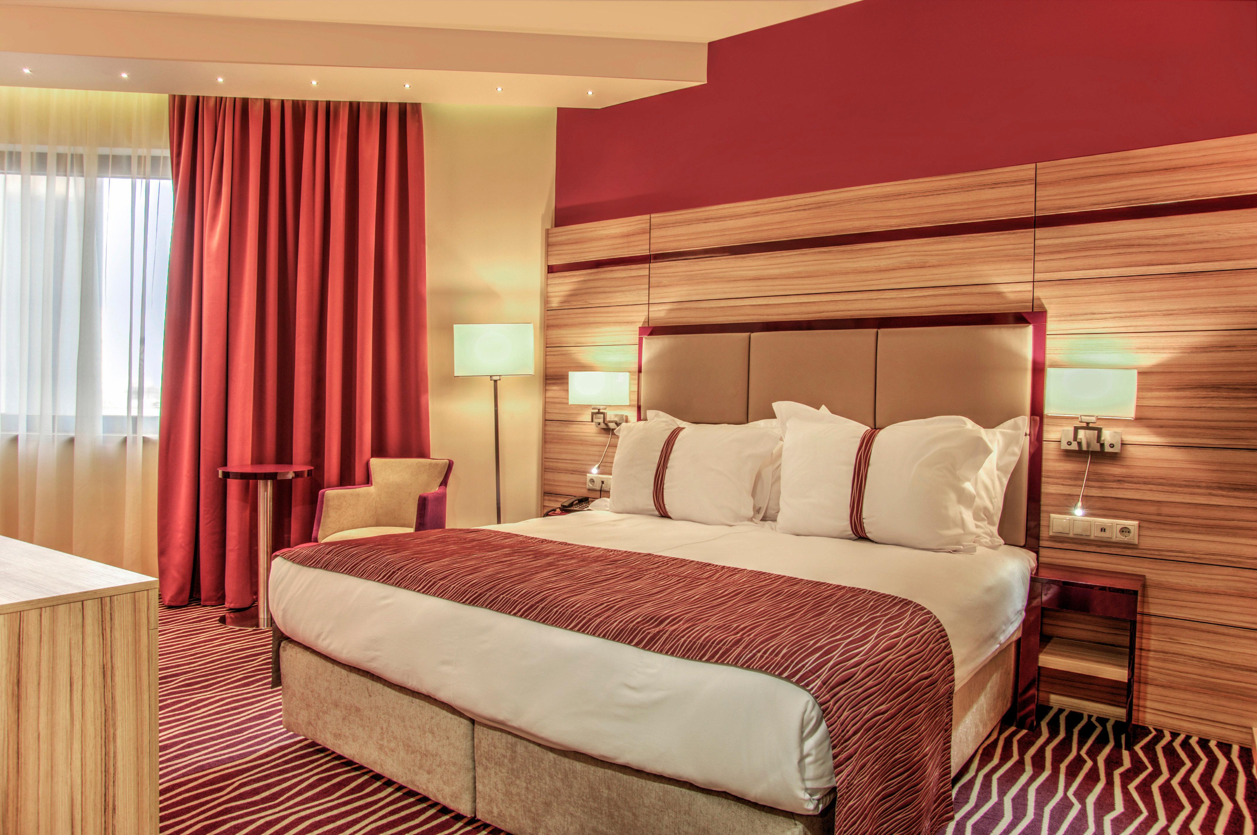 Holiday Inn Plovdiv By Ihg Exterior foto