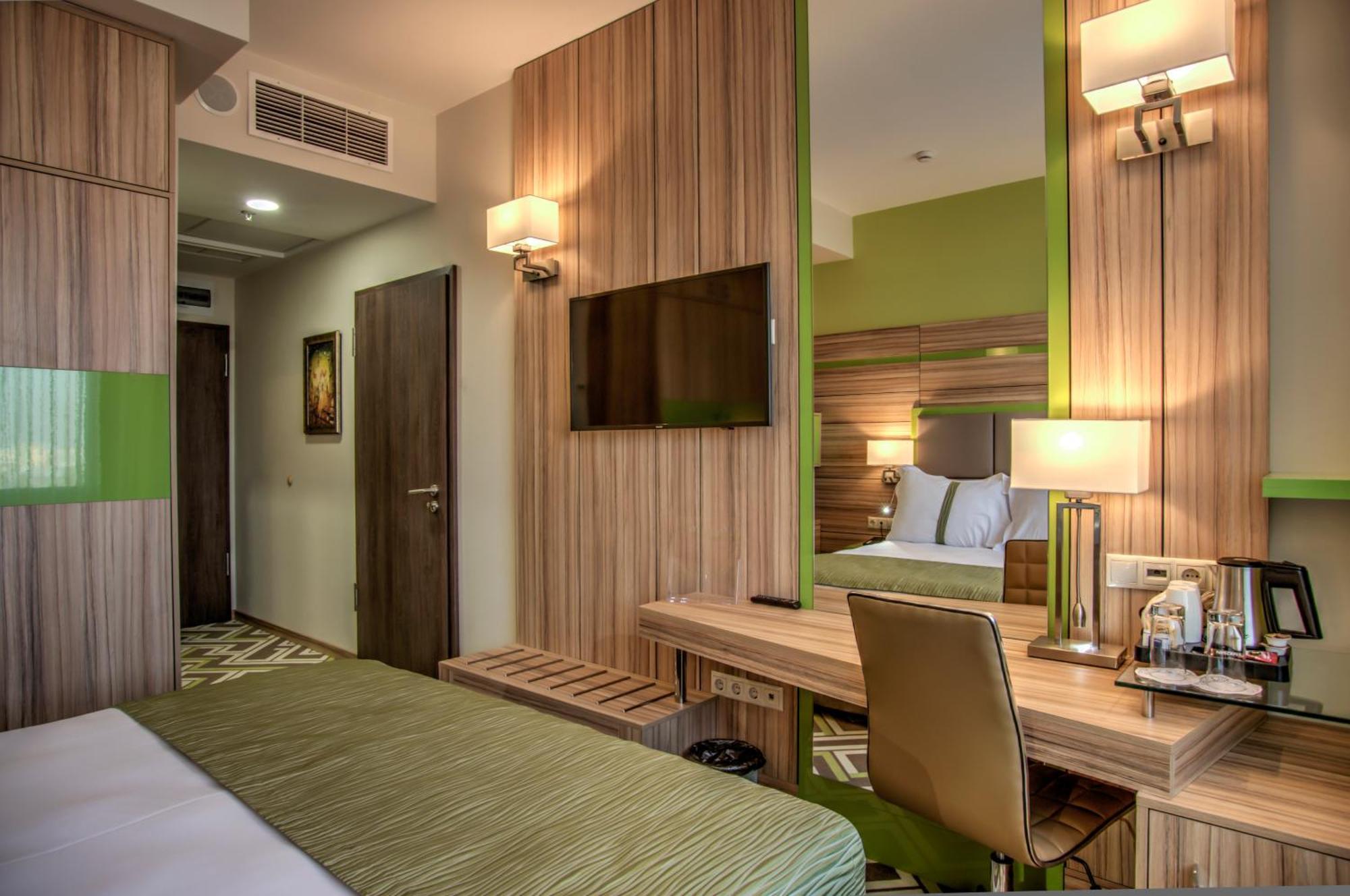 Holiday Inn Plovdiv By Ihg Exterior foto